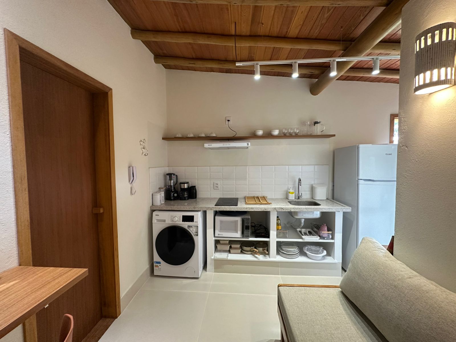 Cozinha e área de serviço